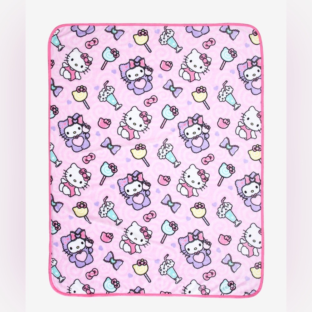 Hello Kitty “Snacks” Oversized Throw Blanket- NWT